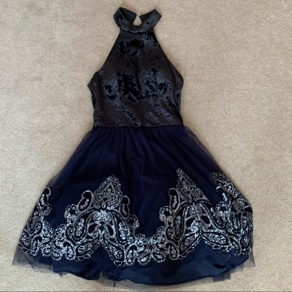 Blondie Nites Dresses & Skirts - Blondie Nites Prom Dress Size 3